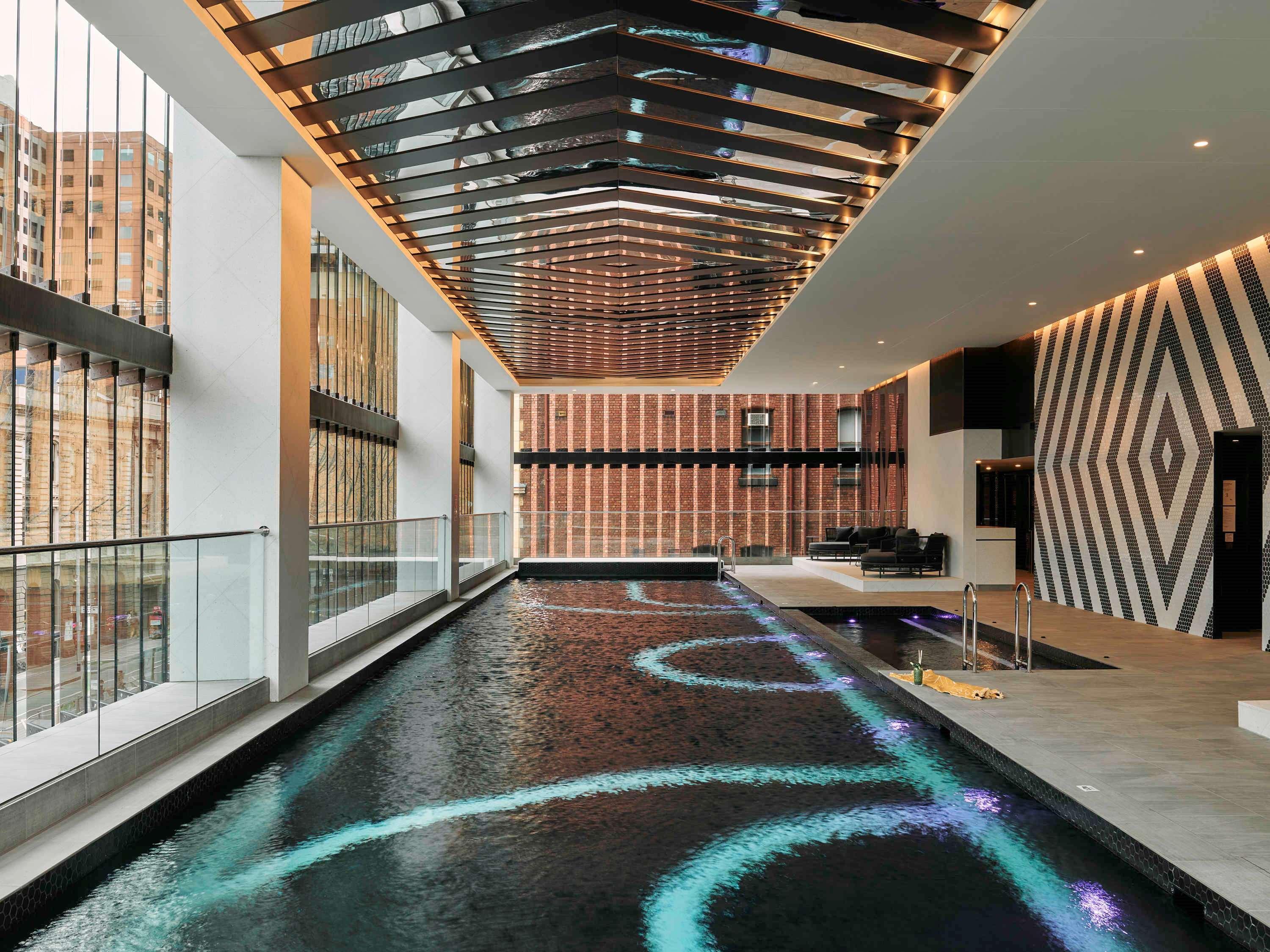 Movenpick Hotel Melbourne On Spencer Exteriör bild